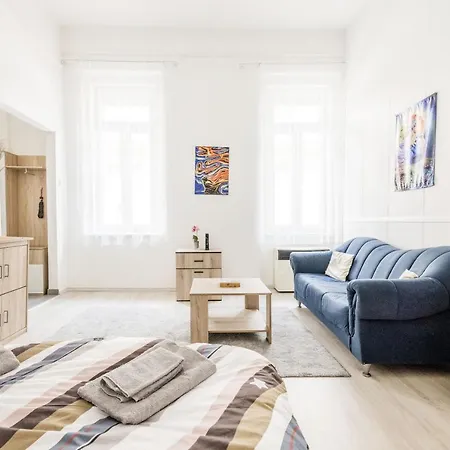 Apartment Lovely In The Heart Of