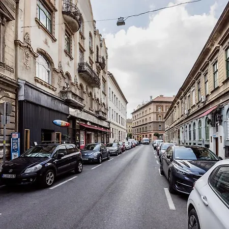 Appartamento Lovely In The Heart Of
